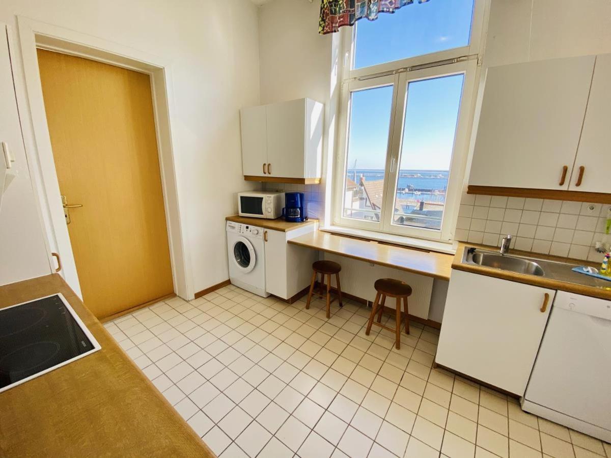 Berringer, Leuchtfeuer, Direkt An Der Promenade Appartement Rostock Buitenkant foto