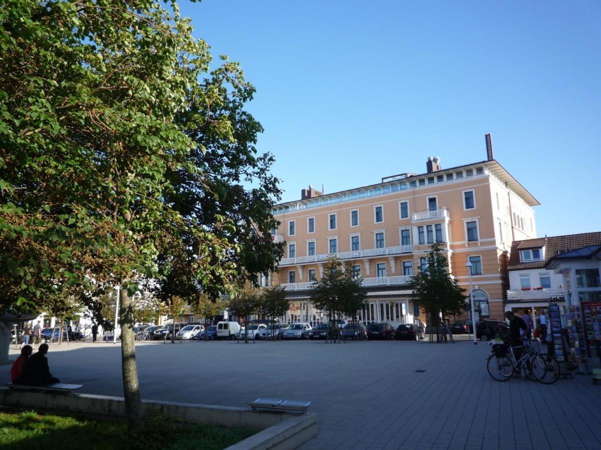 Berringer, Leuchtfeuer, Direkt An Der Promenade Appartement Rostock Buitenkant foto